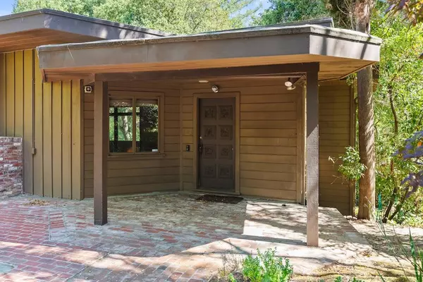 Saratoga, CA 95070,15050 Oriole RD