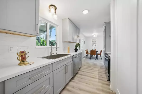 Concord, CA 94521,1693 Greentree DR