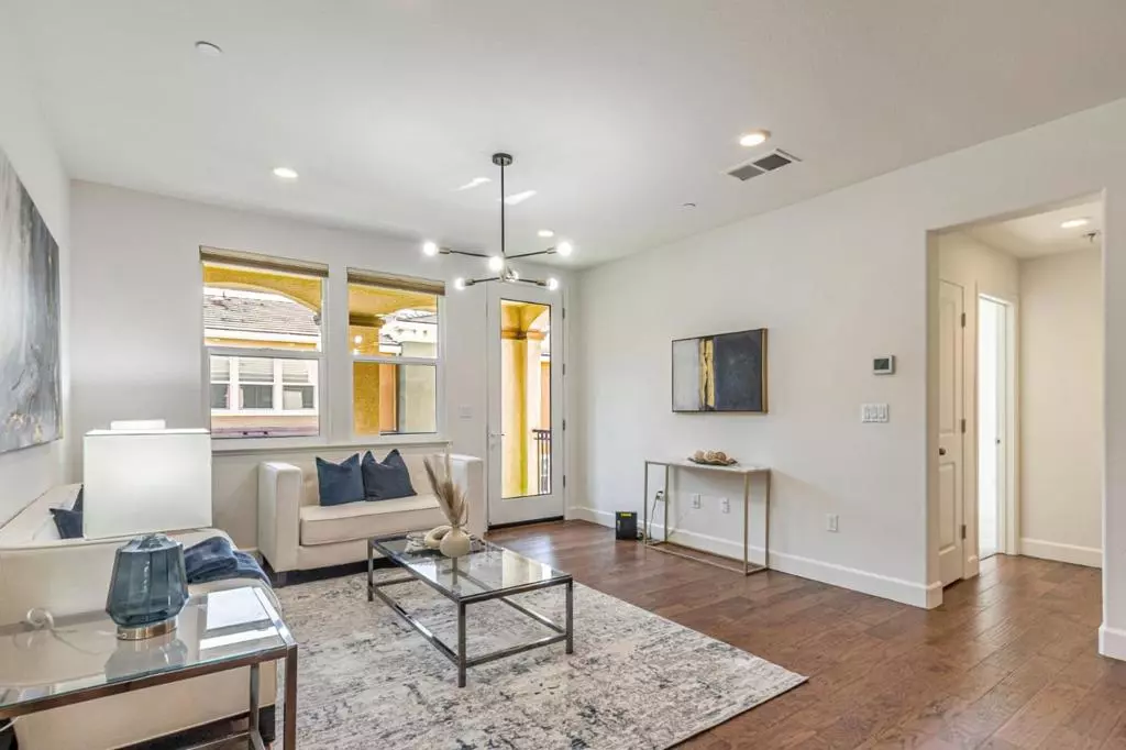 Newark, CA 94560,38984 Primula TER