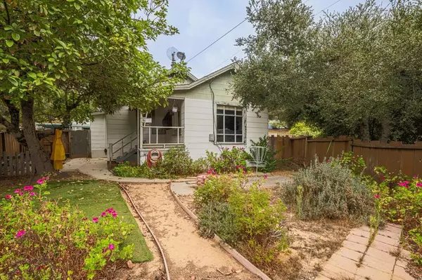 Prunedale, CA 93907,17229 McGuffie RD