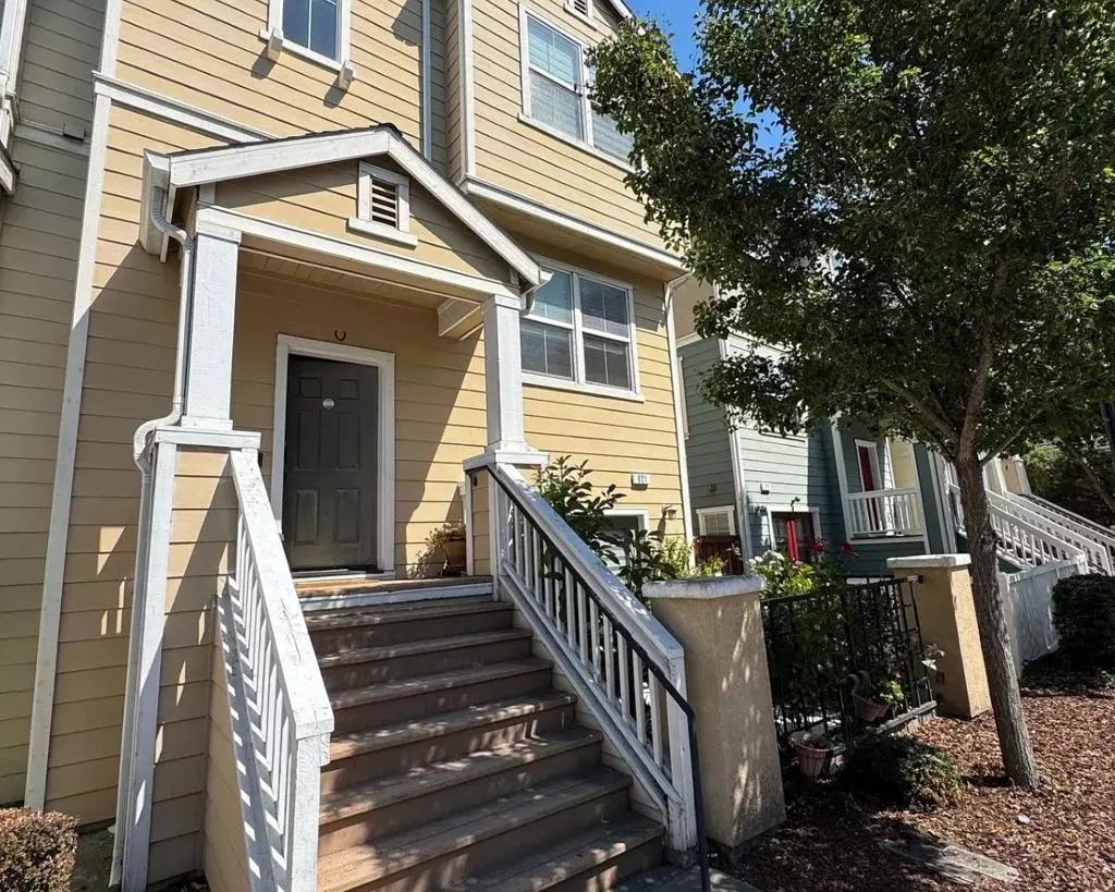 Richmond, CA 94806,621 Summer Ln
