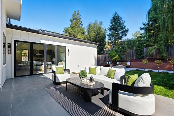 Menlo Park, CA 94025,955 Monte Rosa DR