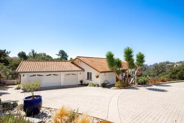 Salinas, CA 93907,18530 Berta Ridge PL