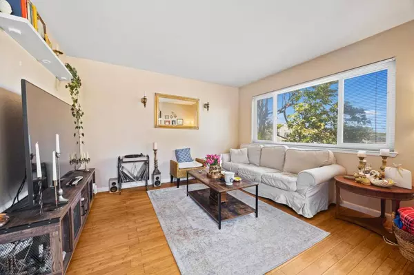 Burlingame, CA 94010,23 El Camino Real