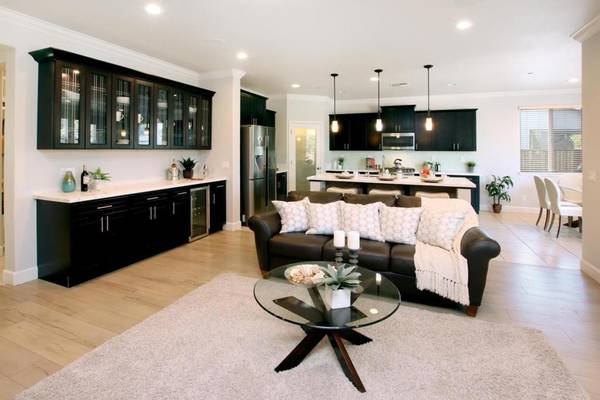 Hollister, CA 95023,204 Sundance DR