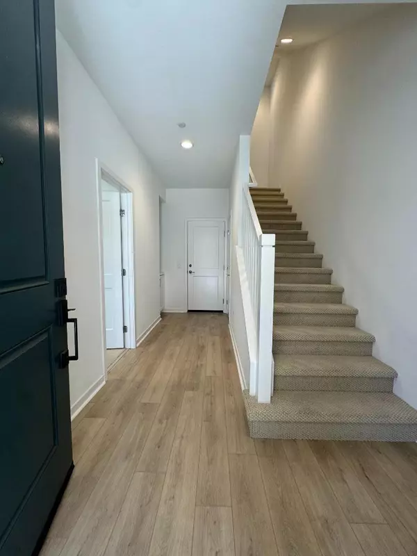 Claremont, CA 91711,220 Babson CT