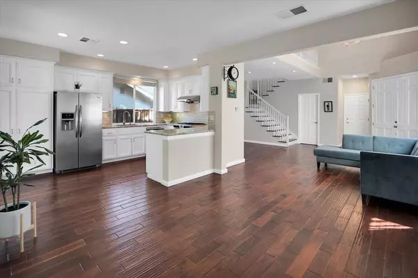 Saratoga, CA 95070,18396 Mill CT