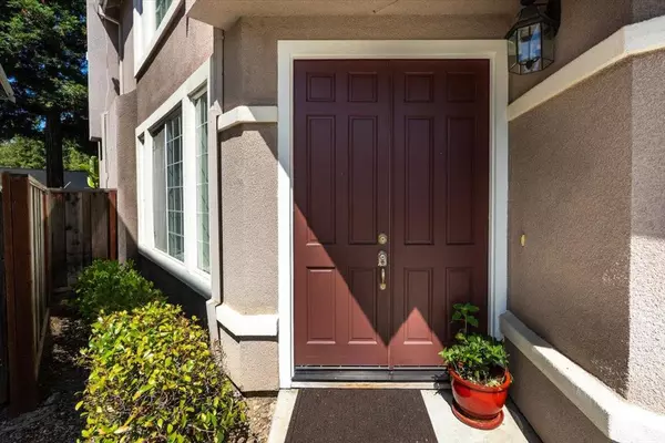 Saratoga, CA 95070,18396 Mill CT