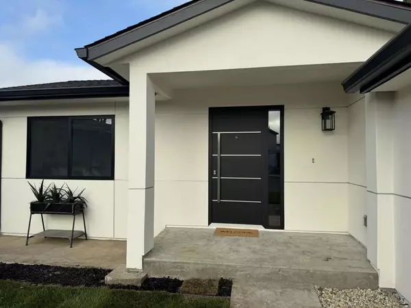 San Jose, CA 95148,3211 Pentland CT