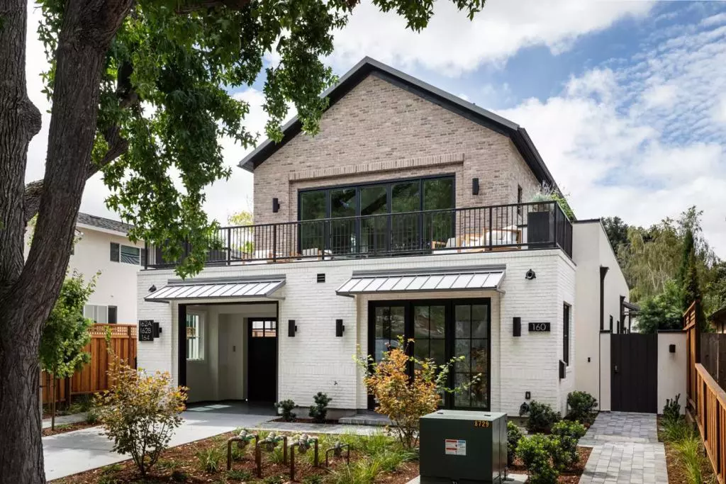 Palo Alto, CA 94301,160 Waverley ST