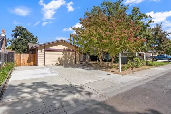 30 Cedro CIR, Sacramento, CA 95833