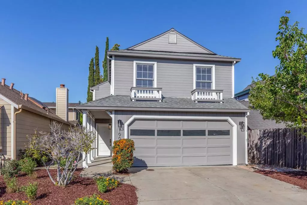 Cupertino, CA 95014,10021 Carmona CT