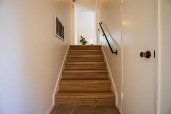 San Jose, CA 95117,1350 Charmwood SQ