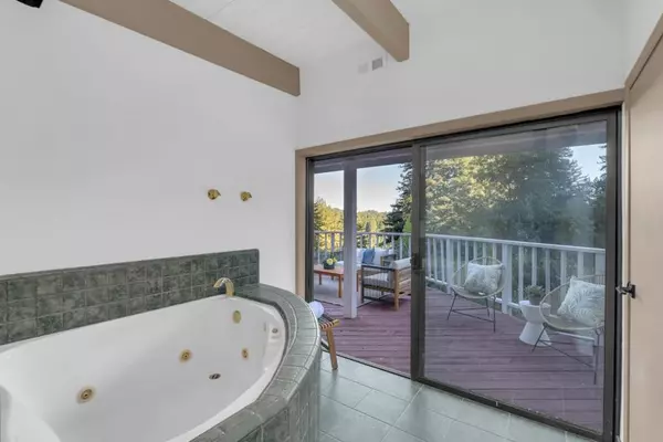 Felton, CA 95018,10348 West DR