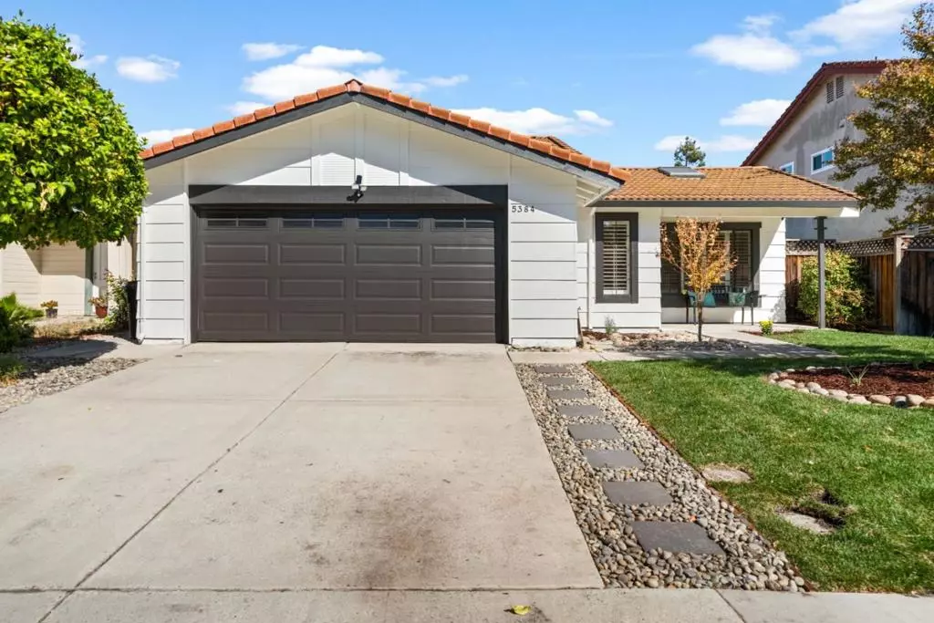 San Jose, CA 95123,5384 Duesenberg DR