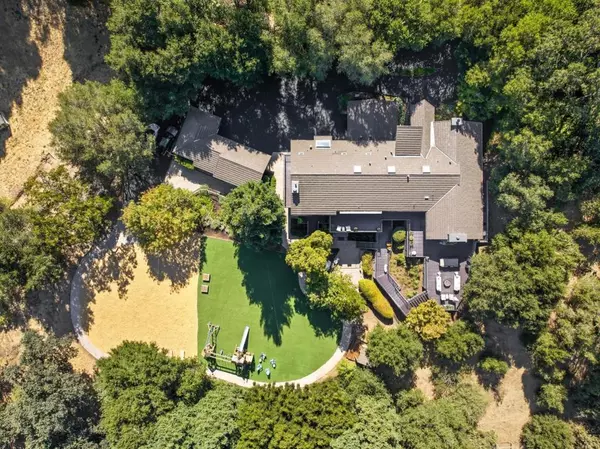 27464 Altamont RD, Los Altos Hills, CA 94022