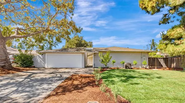 Los Altos, CA 94022,376 Alicia WAY