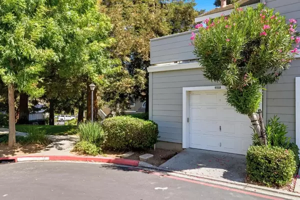 San Jose, CA 95121,2699 Yerba Cliff CT