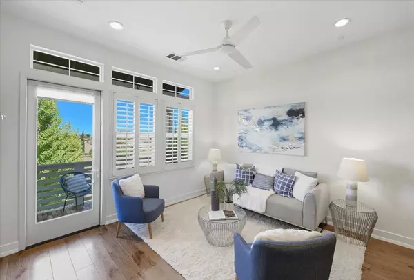 San Mateo, CA 94403,2876 Saratoga DR