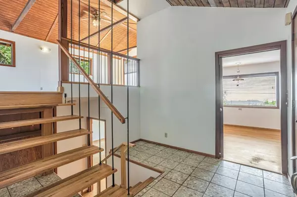 Los Gatos, CA 95033,22178 Miller Ridge RD