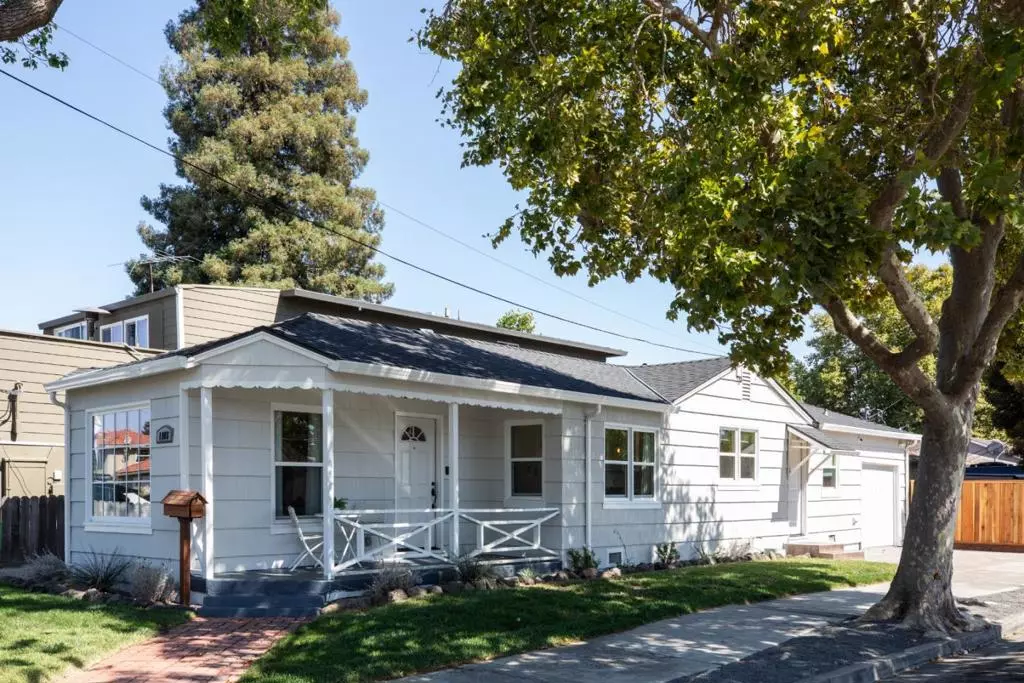 Redwood City, CA 94061,1105 Oak AVE