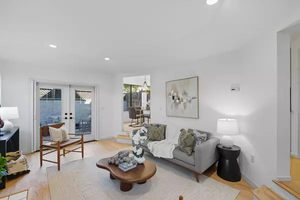 Campbell, CA 95008,408 Darryl DR