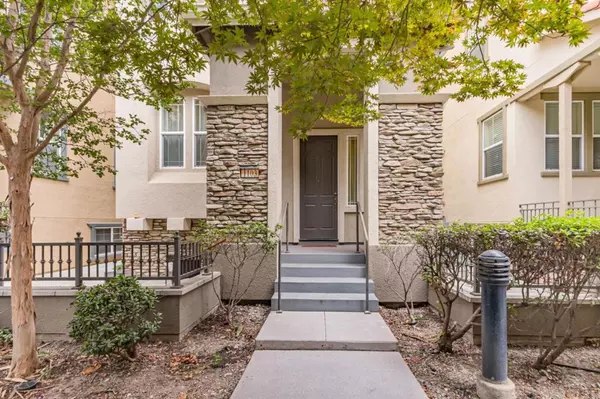 1103 Vida Larga LOOP, Milpitas, CA 95035