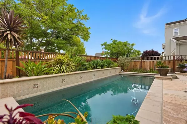 2129 Creekview DR, Danville, CA 94506