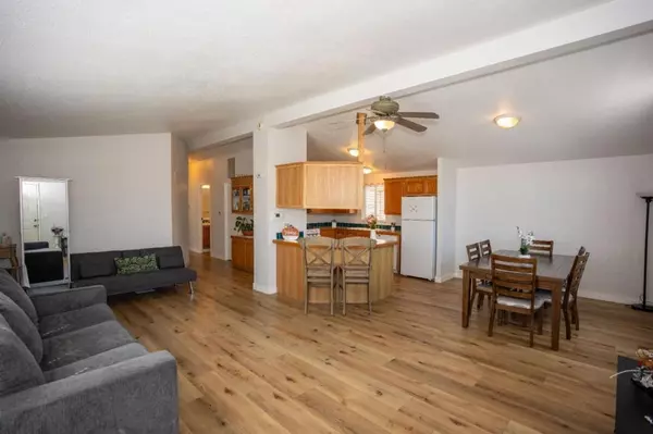 Salinas, CA 93906,20 Russell RD