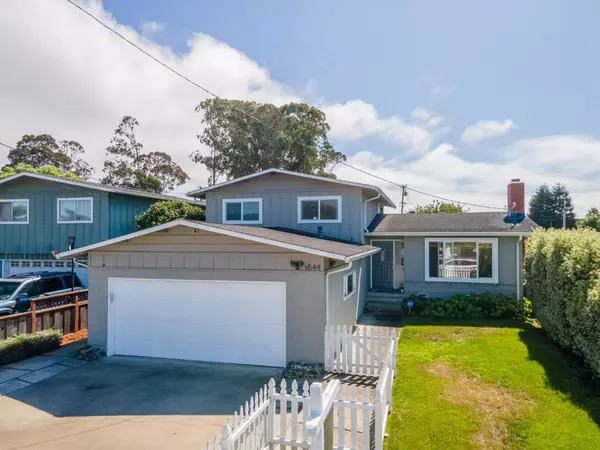Half Moon Bay, CA 94019,544 Grove ST