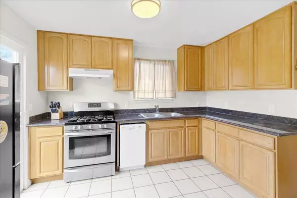 Salinas, CA 93901,23 Capitol ST