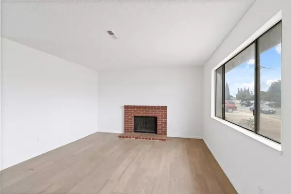 Greenfield, CA 93927,207 San Antonio DR