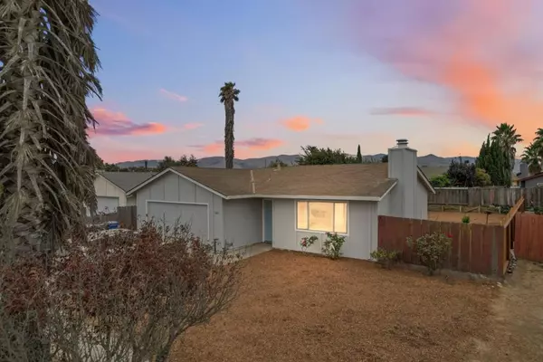 207 San Antonio DR, Greenfield, CA 93927