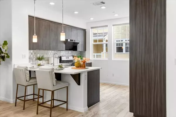 Mountain View, CA 94043,125 Orbit WAY