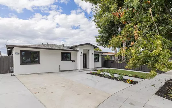 Santa Clara, CA 95051,2516 Parkland CT