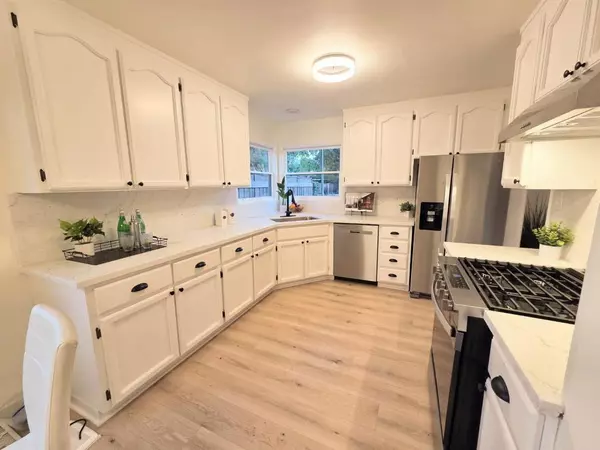 San Jose, CA 95117,3523 Kirkwood DR