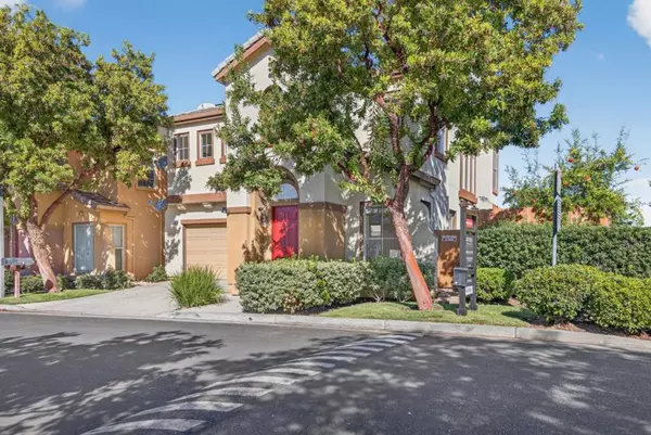 San Jose, CA 95148,2955 Vineyard Park DR