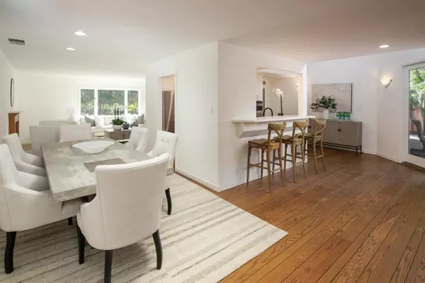 Menlo Park, CA 94025,1840 Santa Cruz AVE