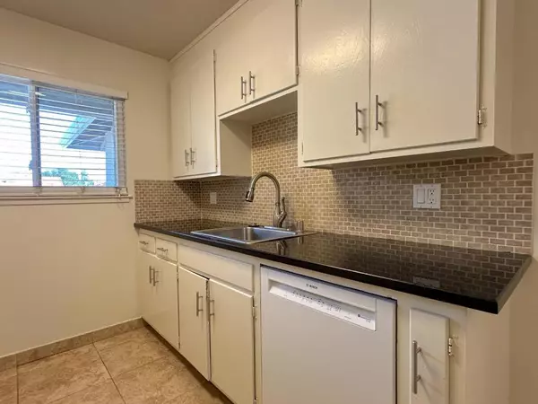Sunnyvale, CA 94087,1567 Magpie LN
