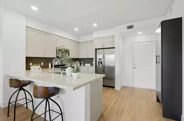 San Jose, CA 95123,5951 Sunstone DR #208