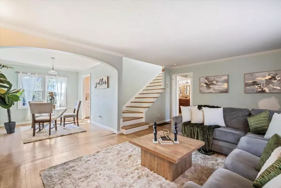 9401 Castlewood ST, Oakland, CA 94605