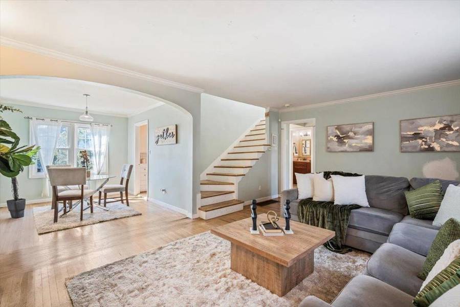 9401 Castlewood ST, Oakland, CA 94605