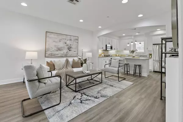 San Jose, CA 95126,44 Muller PL