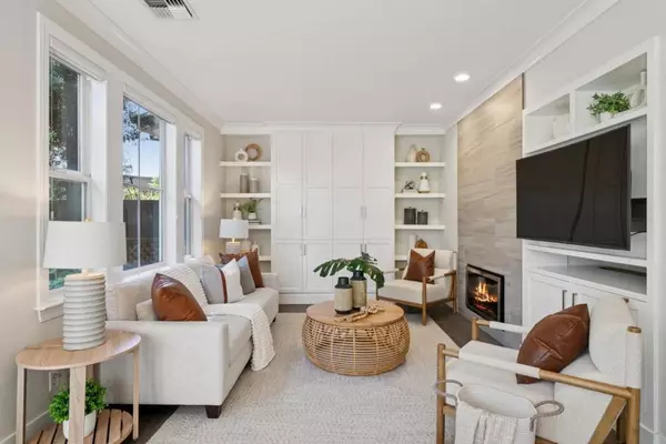 Los Gatos, CA 95032,107 Naramore LN