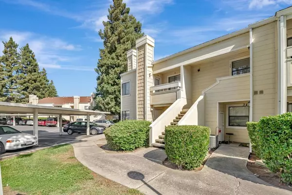 Stockton, CA 95210,1553 PYRENEES AVE #35