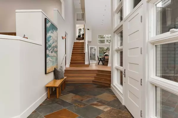 Los Altos Hills, CA 94022,12008 Emerald Hill LN