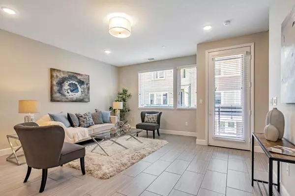 Milpitas, CA 95035,350 Hearst DR