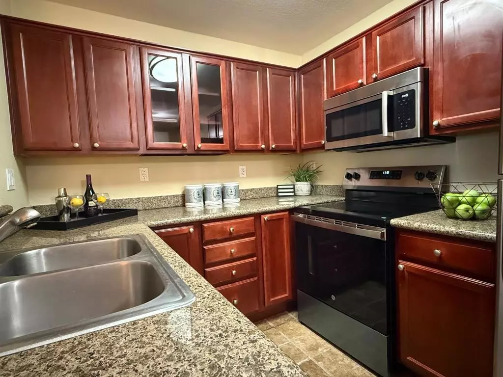 Milpitas, CA 95035,496 Dempsey RD #199