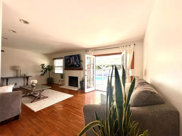 Ontario, CA 91762,1415 Harvard PL