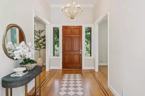 Hillsborough, CA 94010,515 N San Raymundo RD